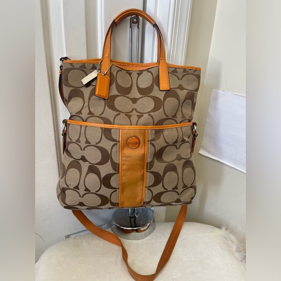 Coach Brown Signature Tote Bag - Picture 15 of 16